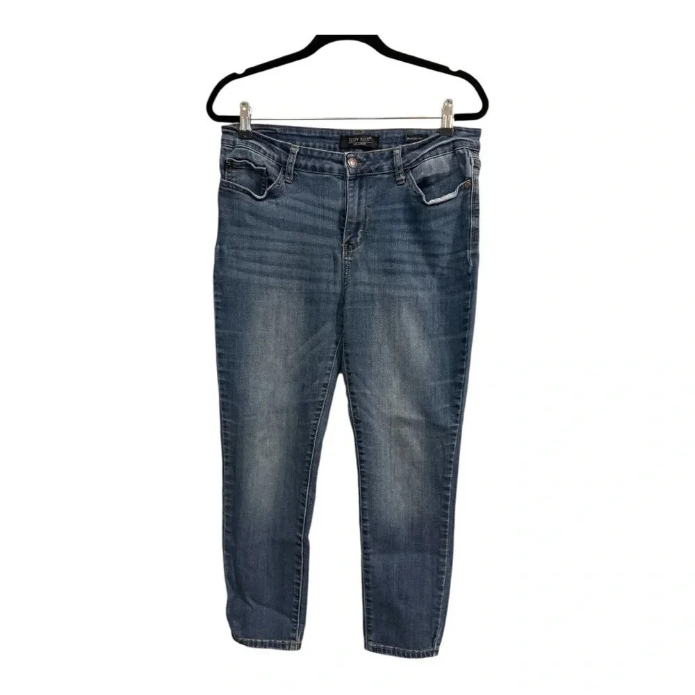 Judy Blue Medium Wash Skinny Straight Relaxed Fit Jeans Size 32